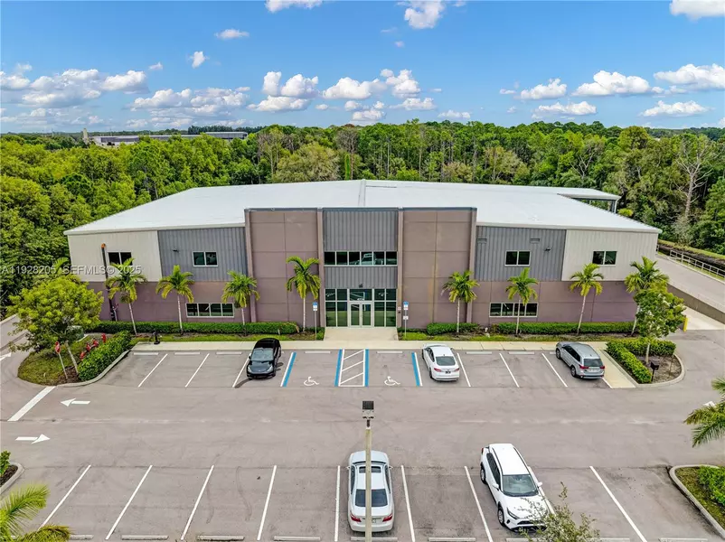 4774 S Jenkins Rd, Fort Pierce, FL 34981