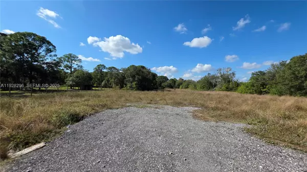 Clewiston, FL 33440,380 N Jinete ST