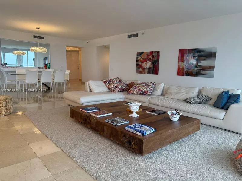 21150 E Point Pl #1001, Aventura, FL 33180