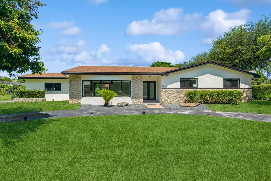 7001 SW 126th St, Pinecrest, FL 33156