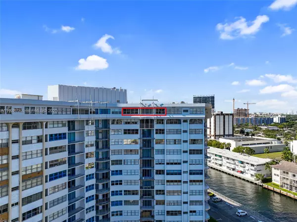 Hallandale Beach, FL 33009,100 Golden Isles Dr #6