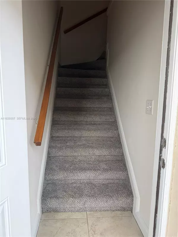 Miami, FL 33144,6083 W Flagler St #0