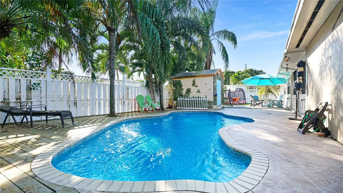 Pembroke Pines, FL 33024,9730 Johnson St