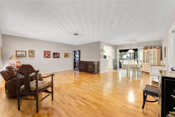 Miami, FL 33156,8345 SW 98th St