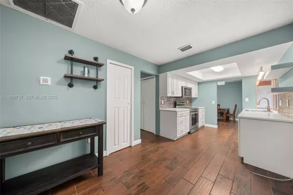 Sebring, FL 33876,7100 Spring Hill