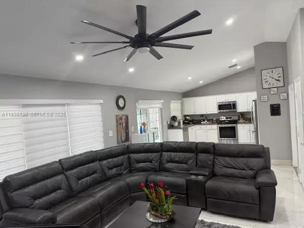 Miramar, FL 33025,9530 Ashley Dr