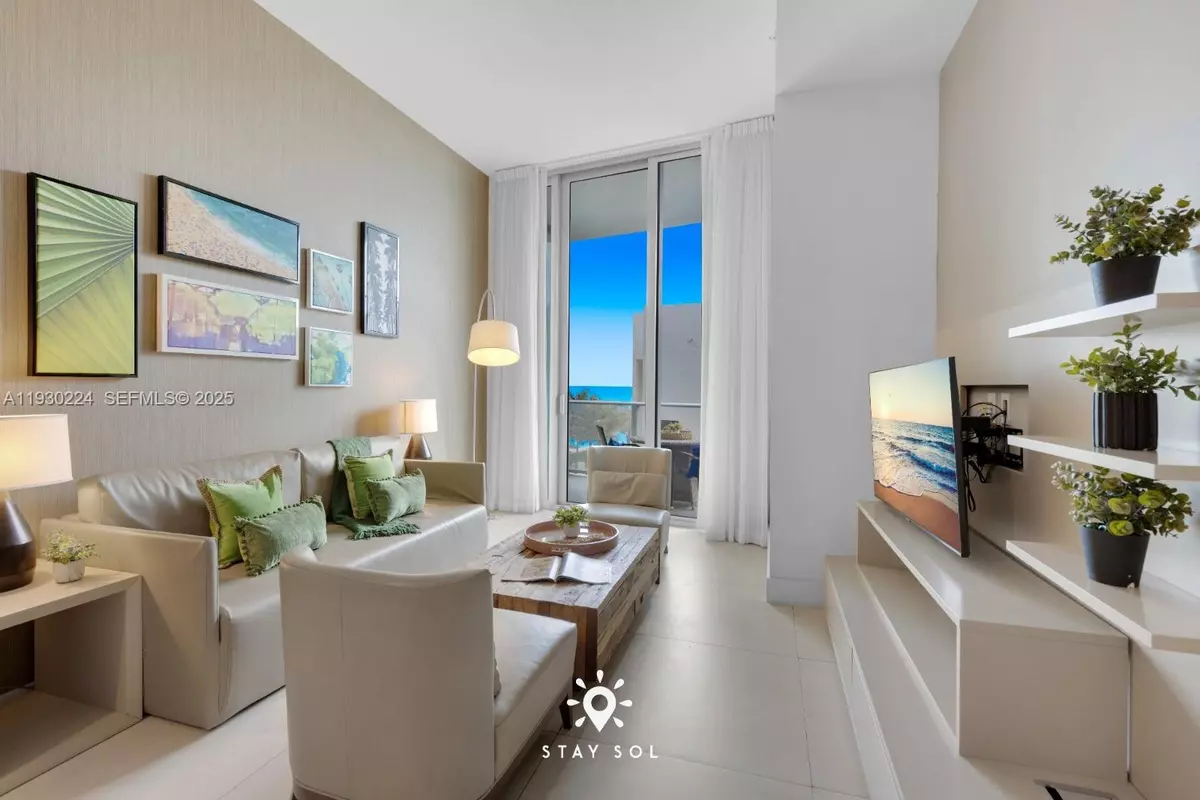 Hollywood, FL 33019,4111 S Ocean Dr #303