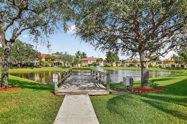 Royal Palm Beach, FL 33411,445 Rainbow Springs Ter