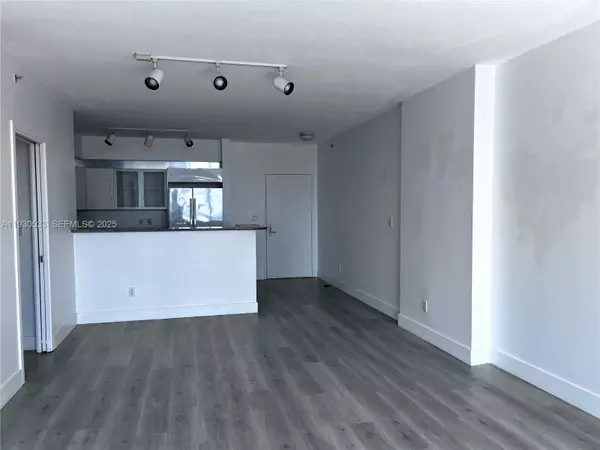 Miami, FL 33131,335 S Biscayne Blvd #2701