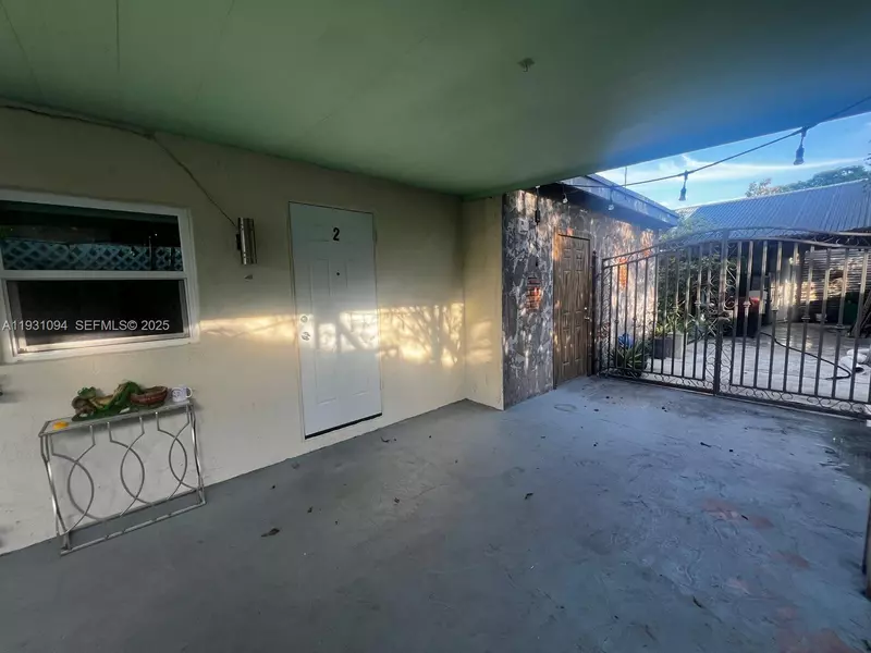 8500 NW 179th St #8500, Hialeah, FL 33015