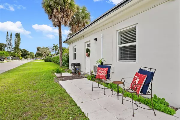 Fort Lauderdale, FL 33315,3000 - 3002 SW 15th Ave