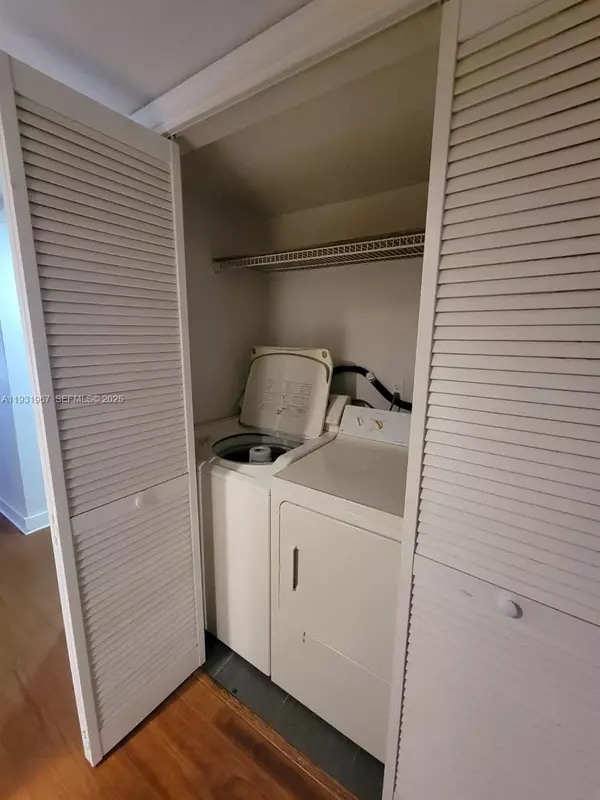 Deerfield Beach, FL 33064,4321 NW 9th Ave #102