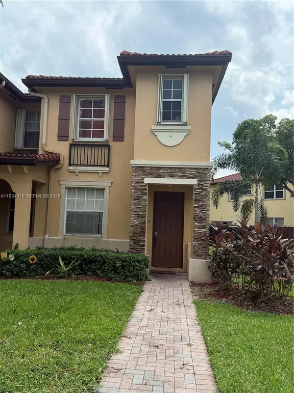 3390 NE 13th Cir Dr #112-19, Homestead, FL 33033