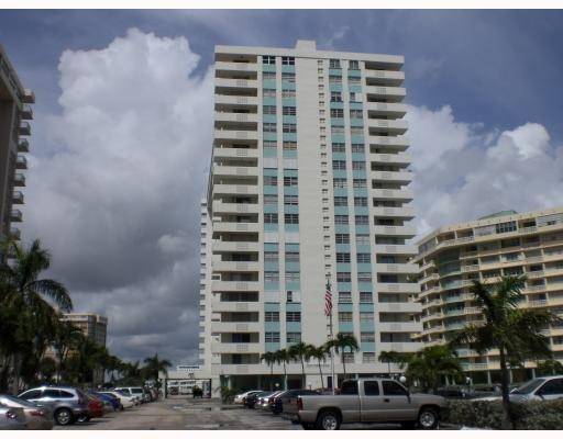 1833 S OCEAN DR #210, Hallandale, FL 33009