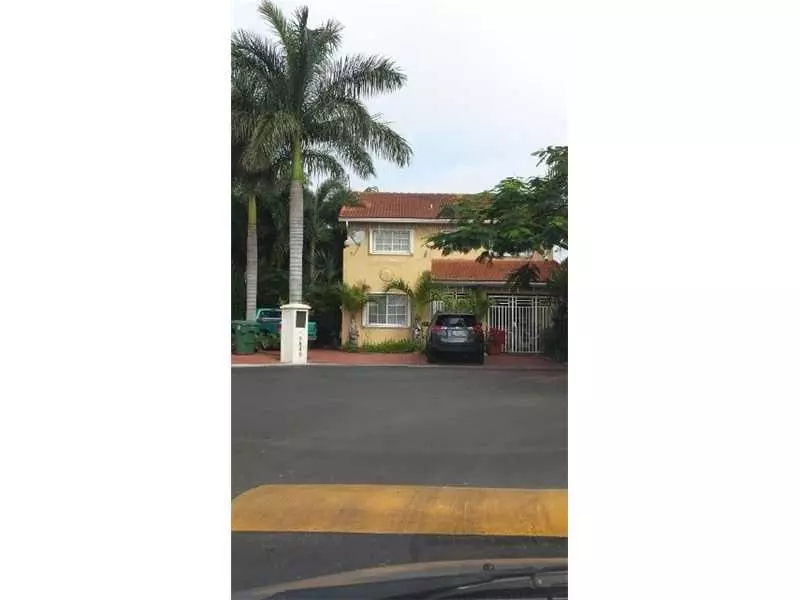 Hialeah Gardens, FL 33016