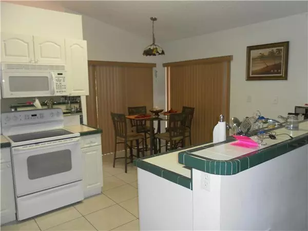Kendall, FL 33196,16765 SW 90 ST