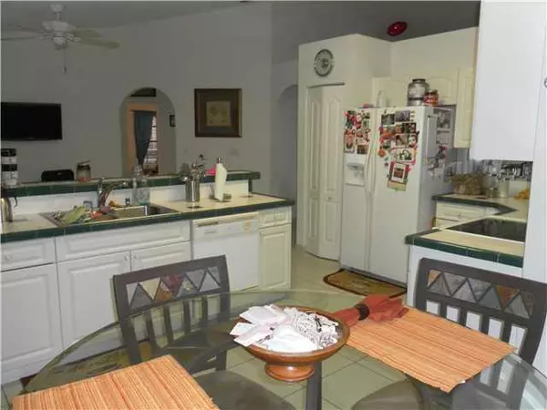 Kendall, FL 33196,16765 SW 90 ST