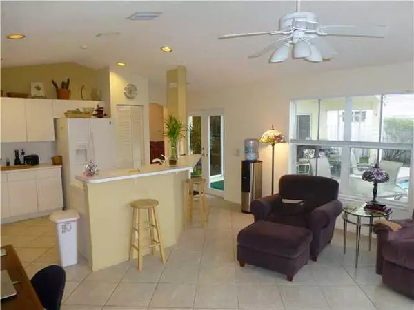 Weston, FL 33327,1025 CEDAR FALLS DR