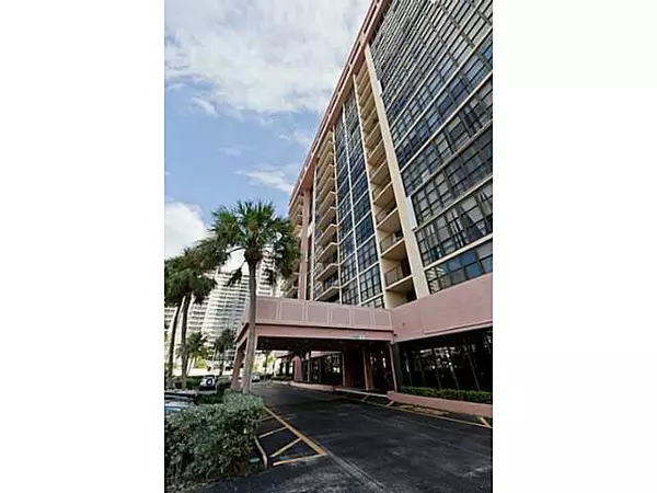 Hallandale, FL 33009,2049 S OCEAN DR #1001