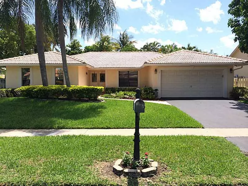 1161 NW 95 AV, Plantation, FL 33322