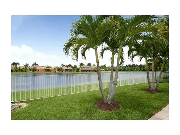 Weston, FL 33327,1089 WATERSIDE CR