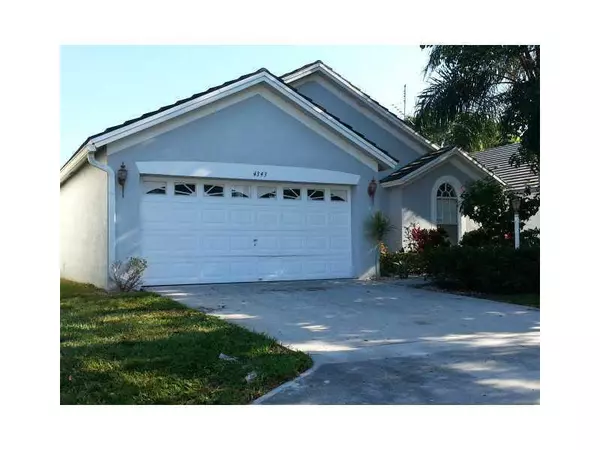 4343 S Leicester Ct, West Palm Beach, FL 33409