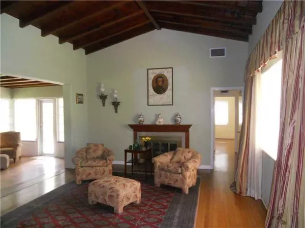 Coral Gables, FL 33134,1221 CORDOVA ST