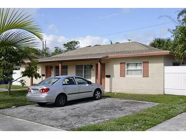 Deerfield Beach, FL 33441,441 SE 13 DR