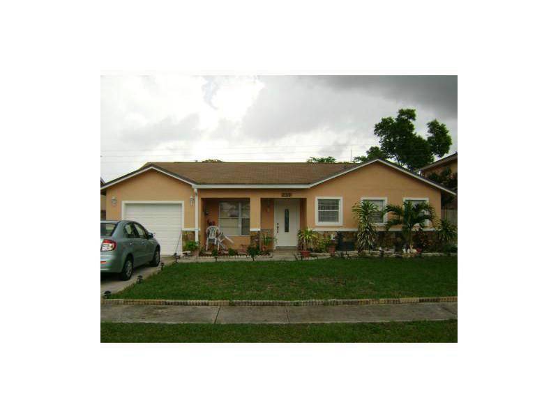 8315 SW 19 ST, North Lauderdale, FL 33068