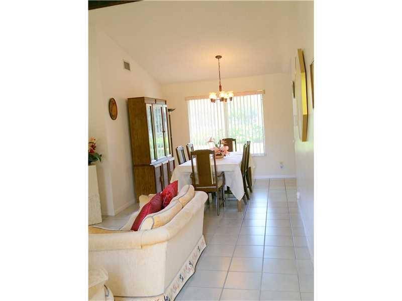 Palmetto Bay, FL 33157,9365 SW 171 TE