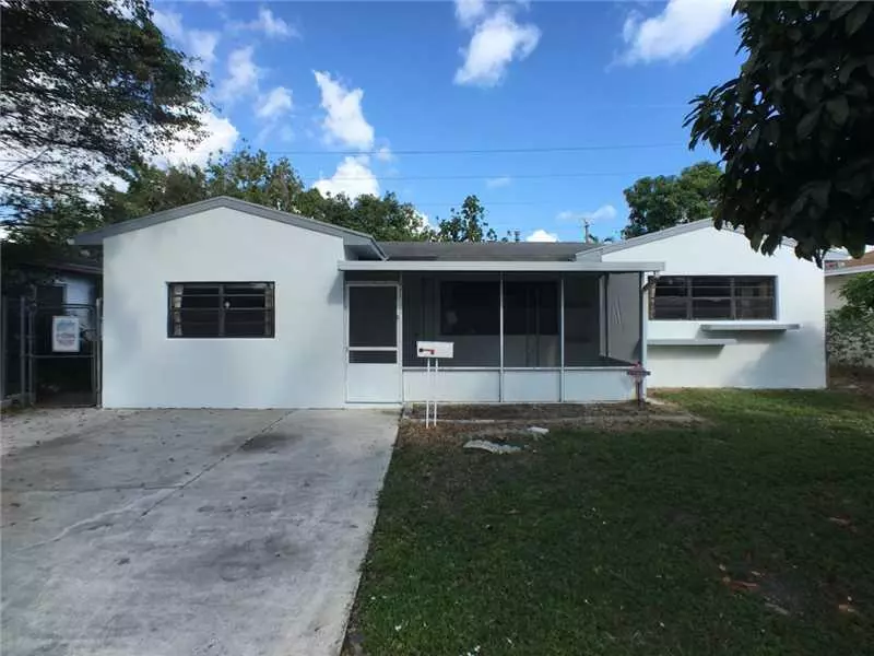 1351 NE 161 ST, North Miami Beach, FL 33162