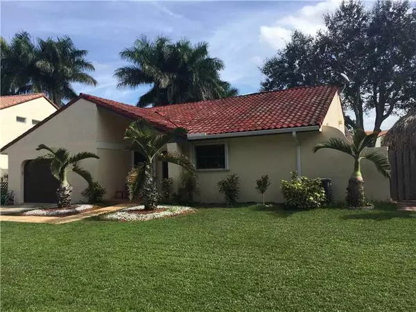 2945 AZALEA DR, Cooper City, FL 33026