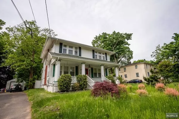 32 W Englewood AVE, Teaneck, NJ 07666