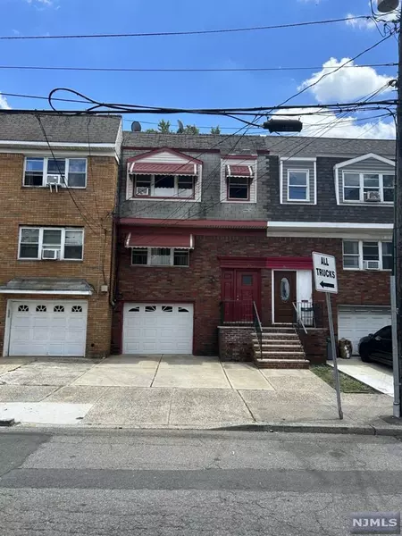 88 Garfield AVE, Jersey City, NJ 07305