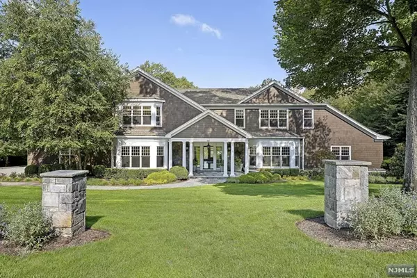 907 Scioto DR, Franklin Lakes, NJ 07417