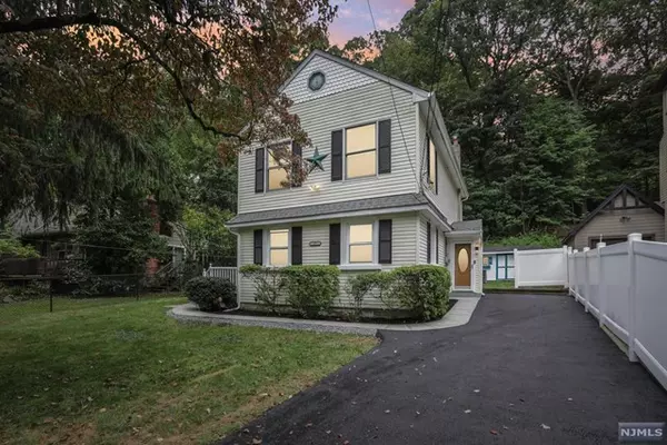 17 Tourne RD, Boonton Township, NJ 07005