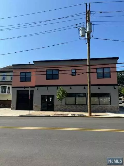 315 Centre AVE, Secaucus, NJ 07094