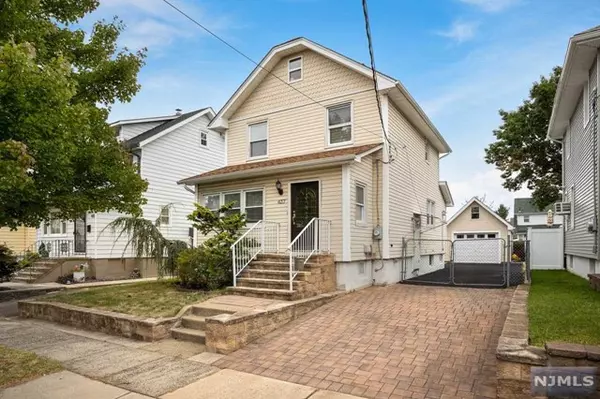 437 Lake AVE, Lyndhurst, NJ 07071