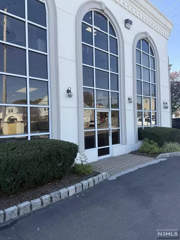 290 Union BLVD, Totowa, NJ 07512