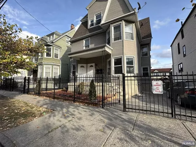 467-469 Summer AVE, Newark, NJ 07104