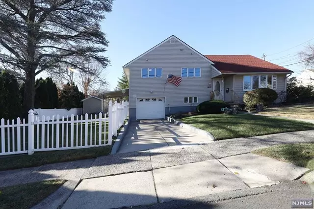 139 Notch RD, Clifton, NJ 07013