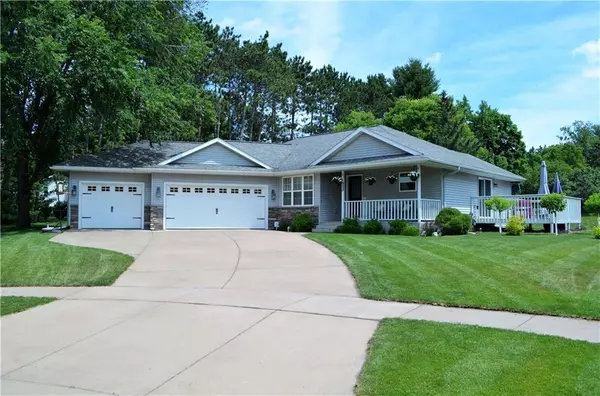 2502 Avery Lane, Altoona, WI 54720