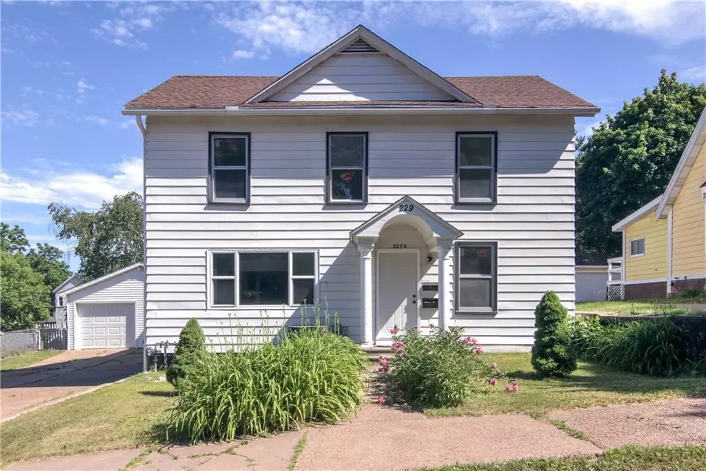 Chippewa Falls, WI 54729,229 W Columbia Street