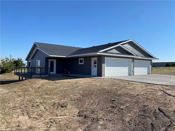 2103 2nd Avenue, Bloomer, WI 54724