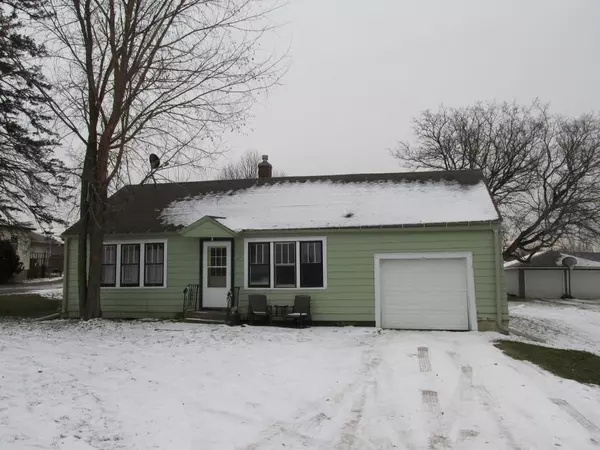 307 E Chippewa Street, Cadott, WI 54727