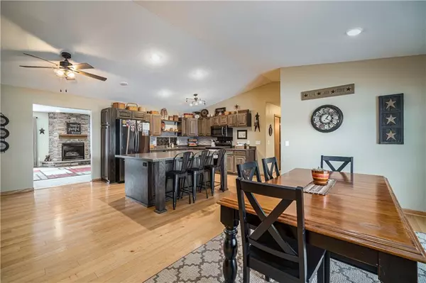 Eleva, WI 54738,26212 W 2nd Avenue