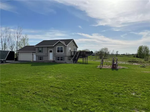 813 Carter Road, Stanley, WI 54768