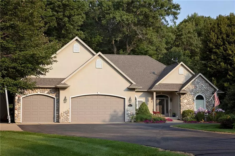 5265 E Interlachen Boulevard, Eleva, WI 54738