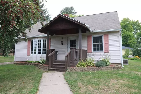 1320 Grove Street, Cumberland, WI 54829