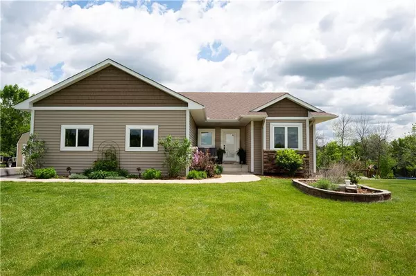 1059 Autumn Oak Lane, Hudson, WI 54016